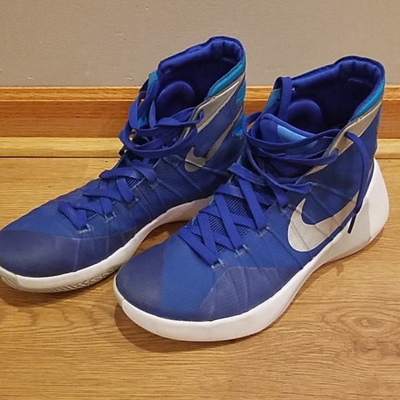 nike hyperdunks size 8